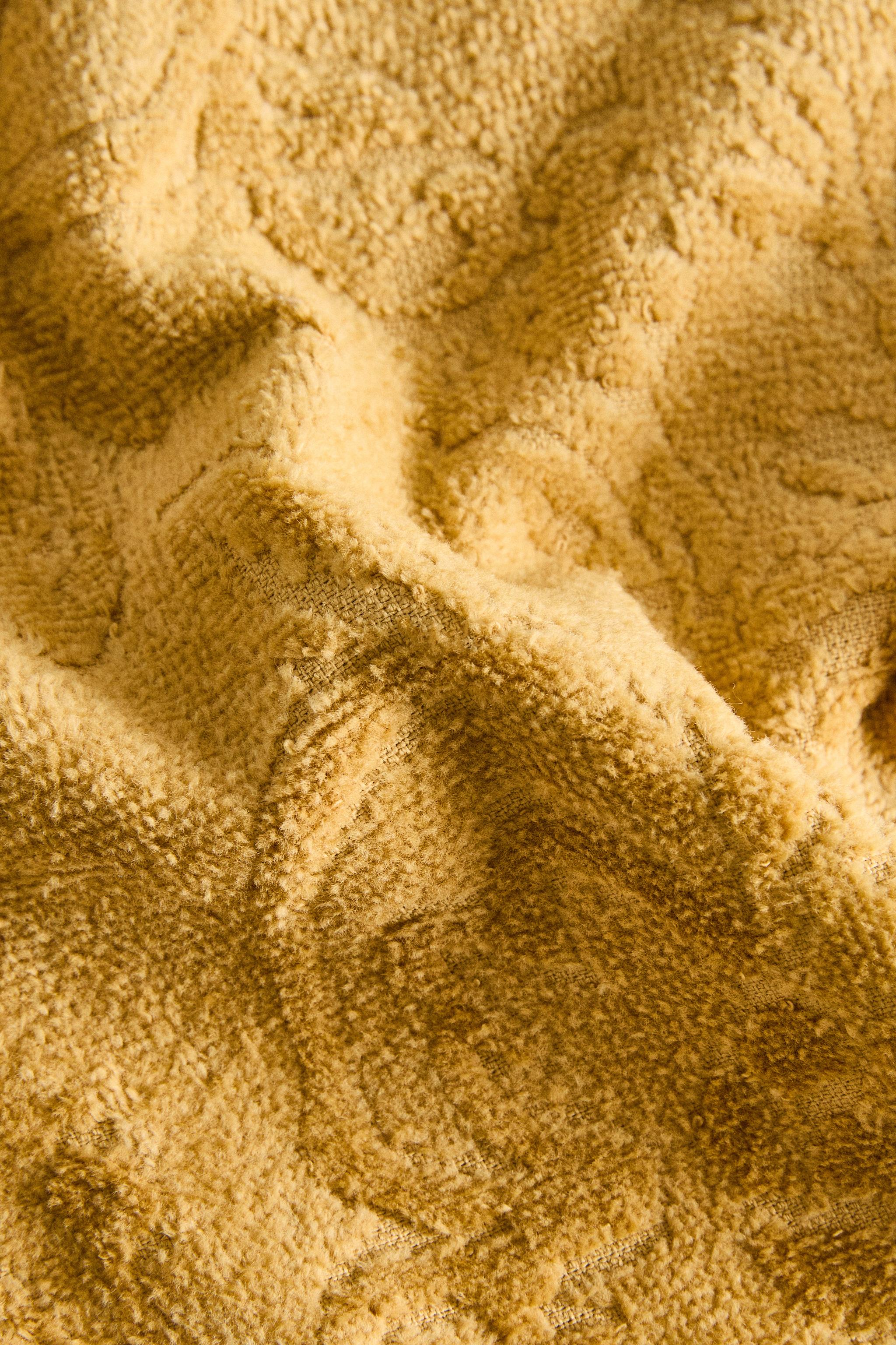 LOT SERVIETTES INVITÉS POMPONS (LOT DE 3)